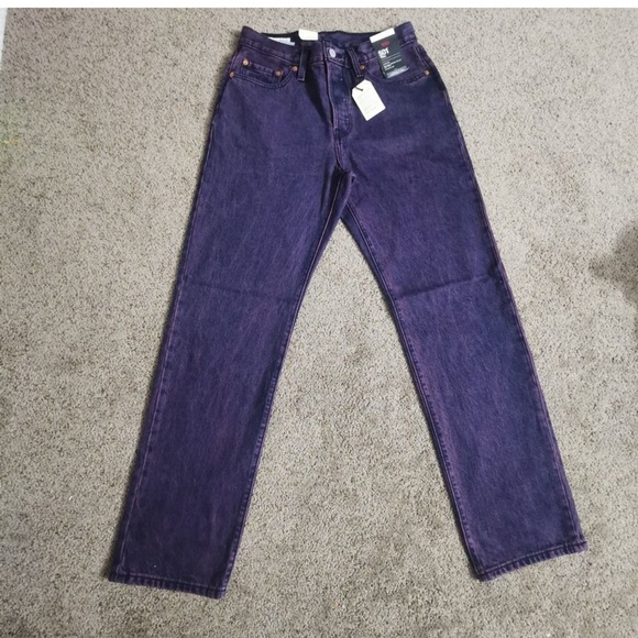 Levi's® Premium 501® ‘90S Women’s Colored Denim Jeans in Chroma Acid Purple - Picture 4 of 7